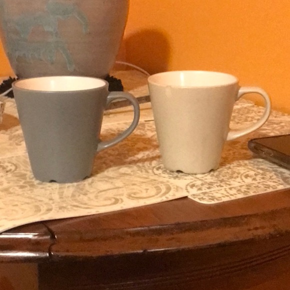 Two Ceramic Mugs - Picture 2 of 11